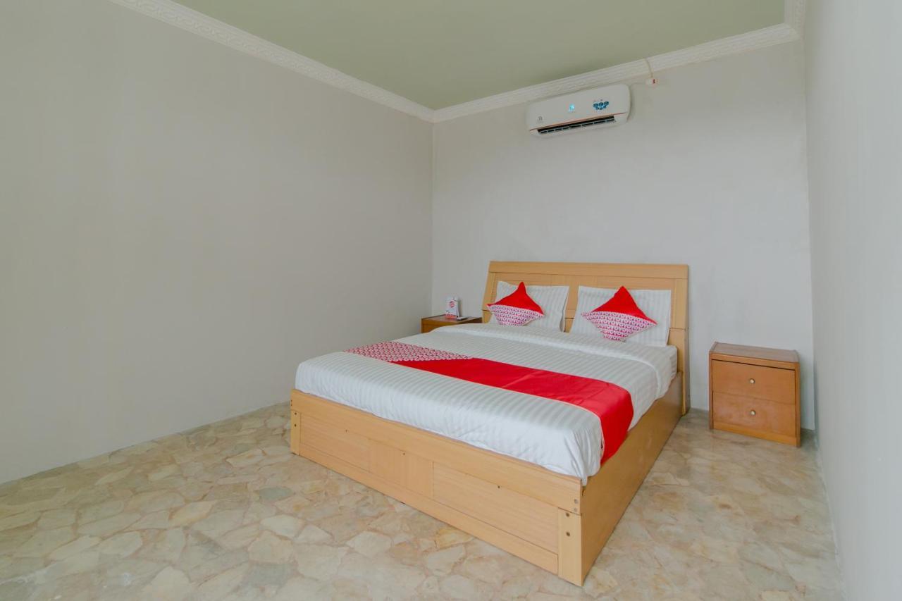 Oyo 2858 Vafa Guesthouse Cianjur Exterior photo
