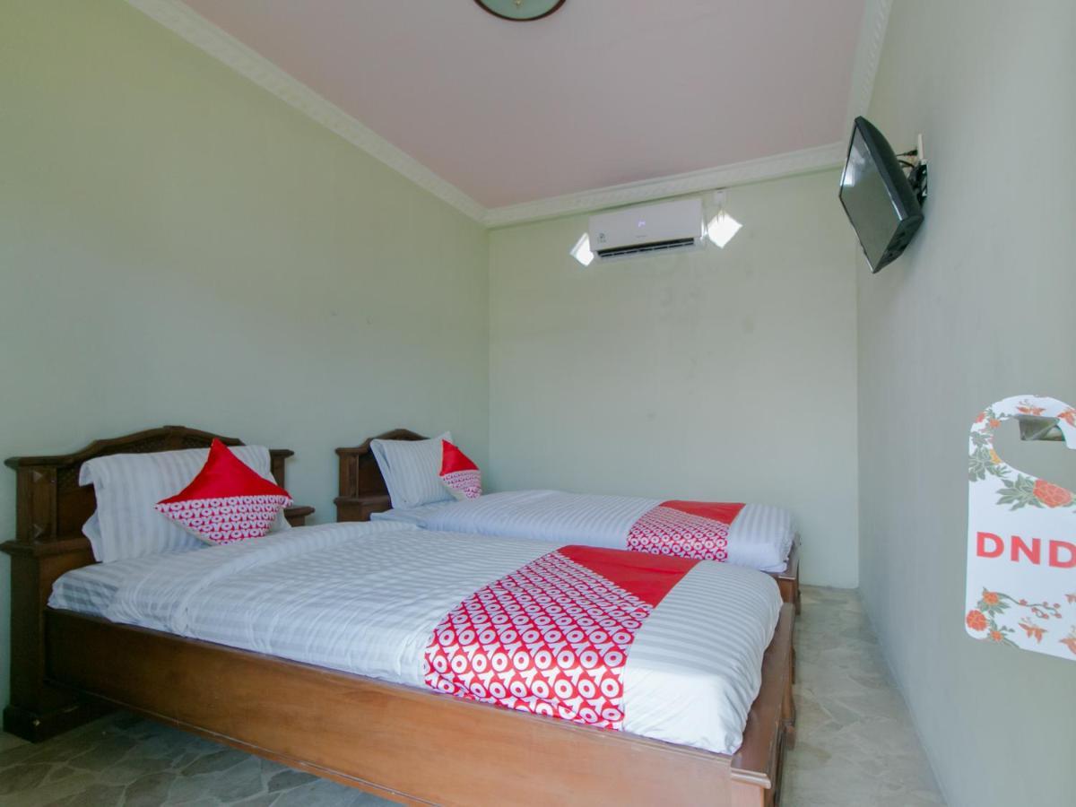 Oyo 2858 Vafa Guesthouse Cianjur Exterior photo